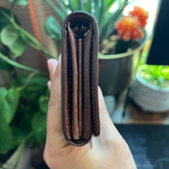 Louis Vuitton Tresor Wallet Monogram - Picture 11 of 12